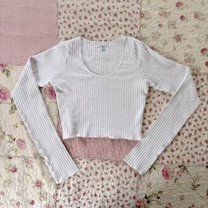 Brandy Melville/John Galt Mckenna Ribbed Crop Top